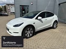 Weiß Gebraucht 2023 Tesla Model Y Long Range AWD SUV | 41.100 € (Fairer Preis)