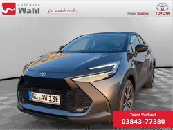 Marlin grau metallic / dach schwarz Gebraucht 2024 Toyota C-HR Team SUV | 35.490 € (Fairer Preis)