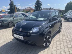 Schwarz Gebraucht 2023 Fiat Panda Cross Cross Kleinwagen | 10.970 € (Guter Preis)