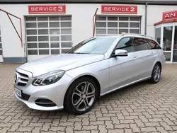 Silber Gebraucht 2016 Mercedes E220 Avantgarde Kombi | 21.964 € (Teuer)