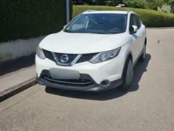 Weiß Gebraucht 2015 Nissan Qashqai Tekna SUV | 10.990 € (Fairer Preis)