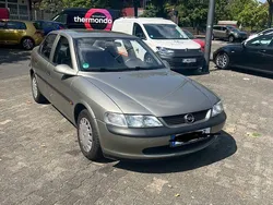 Grau Gebraucht 1997 Opel Vectra Limousine | 2.250 € (Fairer Preis)