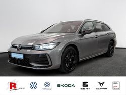 Grau Gebraucht 2024 VW Passat R-line Limousine | 49.990 € (Fairer Preis)
