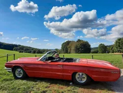 Ford Thunderbird
