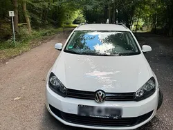 Weiß Gebraucht 2011 VW Golf VI Kombi | 4.300 € (Fairer Preis)