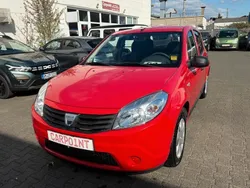 Rot Gebraucht 2009 Dacia Sandero Kleinwagen | 2.250 € (Guter Preis)