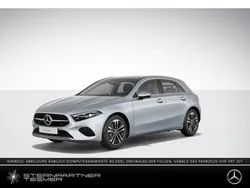Silber Neu 2025 Mercedes A200 Limousine | 38.636 € (Superpreis)
