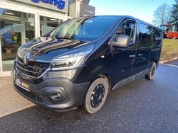 Tenebroschwarz Gebraucht 2020 Renault Trafic Life Van / Kleinbus | 29.990 € (Fairer Preis)
