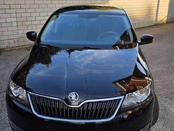 Schwarz Gebraucht 2015 Skoda Rapid Kleinwagen | 7.850 € (Fairer Preis)