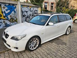 Weiß Gebraucht 2009 BMW 525 M Sport Kombi | 14.499 €