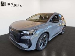 Kieselgrau Gebraucht 2023 Audi Q4 e-tron Ambiente SUV | 34.990 € (Etwas zu teuer)