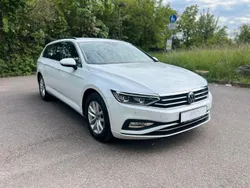 Weiß Gebraucht 2021 VW Passat Business Kombi | 17.499 € (Fairer Preis)