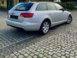Grau Gebraucht 2005 Audi A6 Kombi | 2.000 € (Fairer Preis)