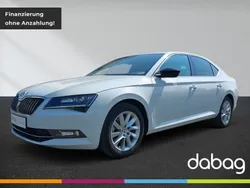 Weiß Gebraucht 2019 Skoda Superb Style Limousine | 19.975 € (Guter Preis)