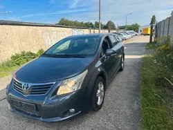 Grau Gebraucht 2009 Toyota Avensis Kombi | 5.600 € (Guter Preis)
