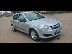 Silber Gebraucht 2009 Opel Astra Eco Limousine | 3.450 € (Fairer Preis)
