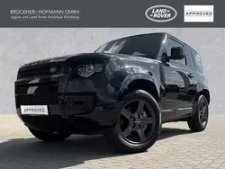 Schwarz (santorini black) Gebraucht 2024 Land Rover Defender SE Dynamic SUV | 74.900 € (Superpreis)