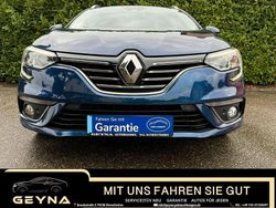 Blau Gebraucht 2018 Renault Mégane IV Bose Edition Limousine | 11.599 € (Fairer Preis)