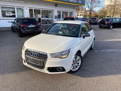 Weiß Gebraucht 2011 Audi A1 Ambition Kleinwagen | 6.400 € (Fairer Preis)