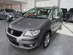 Silber Gebraucht 2009 VW Touran Cross Van / Kleinbus | 10.999 € (Fairer Preis)