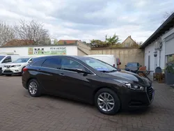 Braun Gebraucht 2018 Hyundai i40 Kombi | 12.750 € (Fairer Preis)