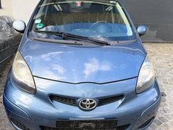 Blau Gebraucht 2009 Toyota Aygo Kleinwagen | 1.490 € (Guter Preis)