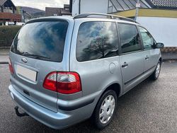 Silber Gebraucht 2003 Ford Galaxy Finesse Van / Kleinbus | 2.300 € (Fairer Preis)