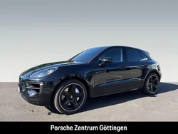 Tiefschwarzmetallic Gebraucht 2020 Porsche Macan Turbo SUV | 74.900 € (Teuer)