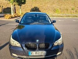 Blau Gebraucht 2008 BMW 530 Kombi | 3.700 € (Superpreis)