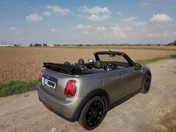 Grau Gebraucht 2019 Mini Cooper Chili Kleinwagen | 17.500 € (Fairer Preis)