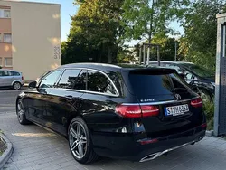 Schwarz Gebraucht 2018 Mercedes E220 Kombi | 22.999 € (Guter Preis)