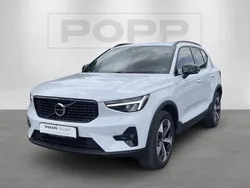 Cloud blue, solid / solid Gebraucht 2024 Volvo XC40 Plus SUV | 34.450 € (Superpreis)