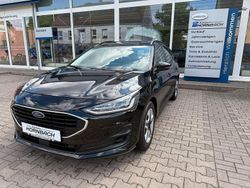 Schwarz Gebraucht 2022 Ford Focus Limousine | 19.590 € (Fairer Preis)