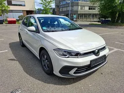 Ascotgrau Gebraucht 2023 VW Polo Basis Limousine | 15.290 € (Guter Preis)