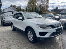 Pure white Gebraucht 2016 VW Touareg SUV | 20.900 € (Etwas zu teuer)