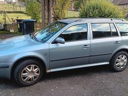 Grau Gebraucht 2003 Skoda Octavia Kombi | 750 € (Guter Preis)