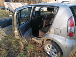 Silber Gebraucht 2009 Daihatsu Sirion Kleinwagen | 4.300 € (Guter Preis)