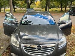 Schwarz Gebraucht 2012 Opel Insignia Kombi | 5.000 € (Etwas zu teuer)