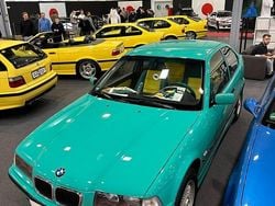 Grün Gebraucht 1997 BMW 316 Limousine | 13.000 €