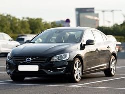 Schwarz Gebraucht 2015 Volvo S60 Momentum Limousine | 11.900 € (Superpreis)