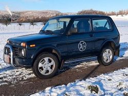 Grün Gebraucht 2018 Lada Urban SUV | 10.300 € (Guter Preis)