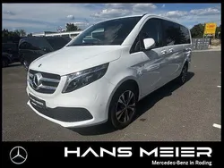 Bergkristallweiß Gebraucht 2024 Mercedes V300 Edition Van / Kleinbus | 63.890 € (Superpreis)