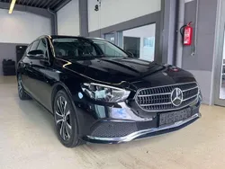 Schwarz/baltic black Gebraucht 2021 Mercedes E300 Avantgarde Kombi | 25.900 € (Guter Preis)