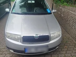 Silber Gebraucht 2004 Skoda Fabia Kombi | 2.300 € (Etwas zu teuer)