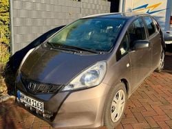 Grau Gebraucht 2014 Honda Jazz S Kleinwagen | 6.950 € (Guter Preis)