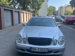 Silber Gebraucht 2002 Mercedes E240 Limousine | 2.990 € (Guter Preis)