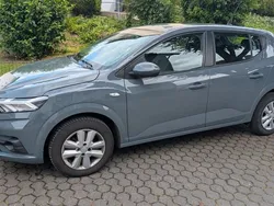 Grau Gebraucht 2023 Dacia Sandero Expression Kleinwagen | 14.300 € (Superpreis)