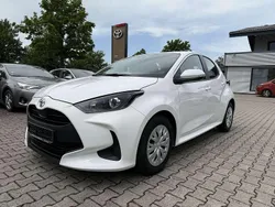 Super white 2 Gebraucht 2023 Toyota Yaris Comfort Kleinwagen | 16.990 € (Fairer Preis)