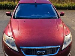 Rot Gebraucht 2007 Ford Mondeo Kombi | 3.700 €