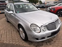 Silber Gebraucht 2006 Mercedes E280 Elegance Limousine | 2.350 €